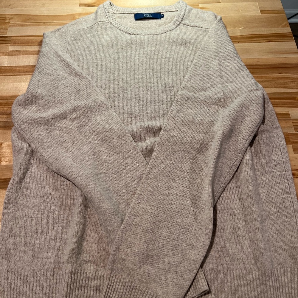 J Crew oatmeal crewneck sweater. Size : M